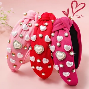 OLeeya Perles demi-rondes en forme de cœur pour la Saint-Valentin - Rouge et rose poudré, accessoires 3D pour nail art à dos plat pour la décoration - Product Image 5