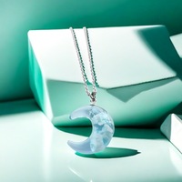 Collier unisexe créatif en alliage pour femme avec pendentif sphérique transparent en résine, motif ciel bleu et nuages blancs, style Mori