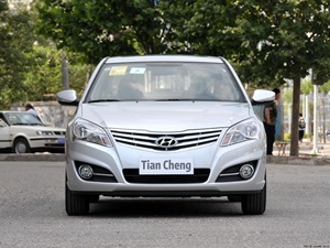 Hyundai Celesta 2011 Usado, Motor de Gasolina Automático de 1.6L, Volante a la Izquierda, Autos Usados Hyundai Yuedong 2011 <span class=keywords><strong>2012</strong></span> 2013 2014 2015 - Product Image 2