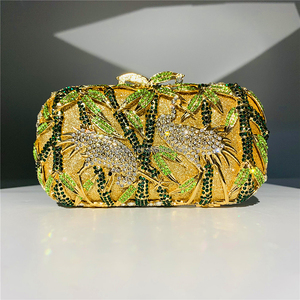 OC4374 elegante Clutch da sera con ricamo in strass e diamanti fodera in PU - Product Image 1