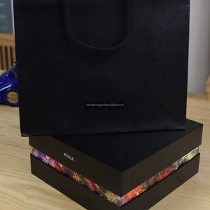 กล่องของขวัญแข็งแบบมีฝาและฐานสั่งทำพิเศษ พร้อมโลโก้ไวน์นูน วัสดุรีไซเคิล โลโก้สั่งทำพิเศษสำหรับบรรจุภัณฑ์ผลิตภัณฑ์ดูแลผิว - Product Image 4