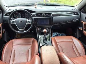 Zotye T600 d'occasion 2015 2.0T DCT SUV LHD 5 places 190 CV Toit ouvrant panoramique Sièges en cuir Voiture pas chère - Product Image 5