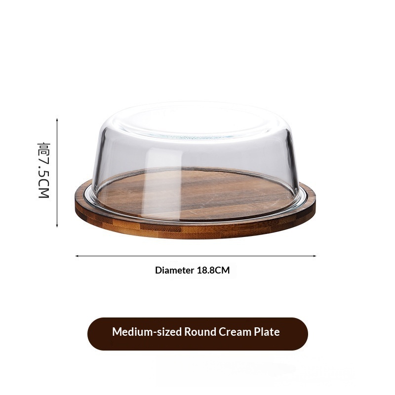 Brun, rond, de taille moyenne