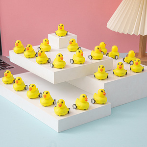 Vente en gros de voitures jouets en forme de petit canard jaune pour enfants de 5 à 7 ans, canard en plastique durable à tirer en arrière avec roues, canard jaune de 5 cm, cadeau - Product Image 3
