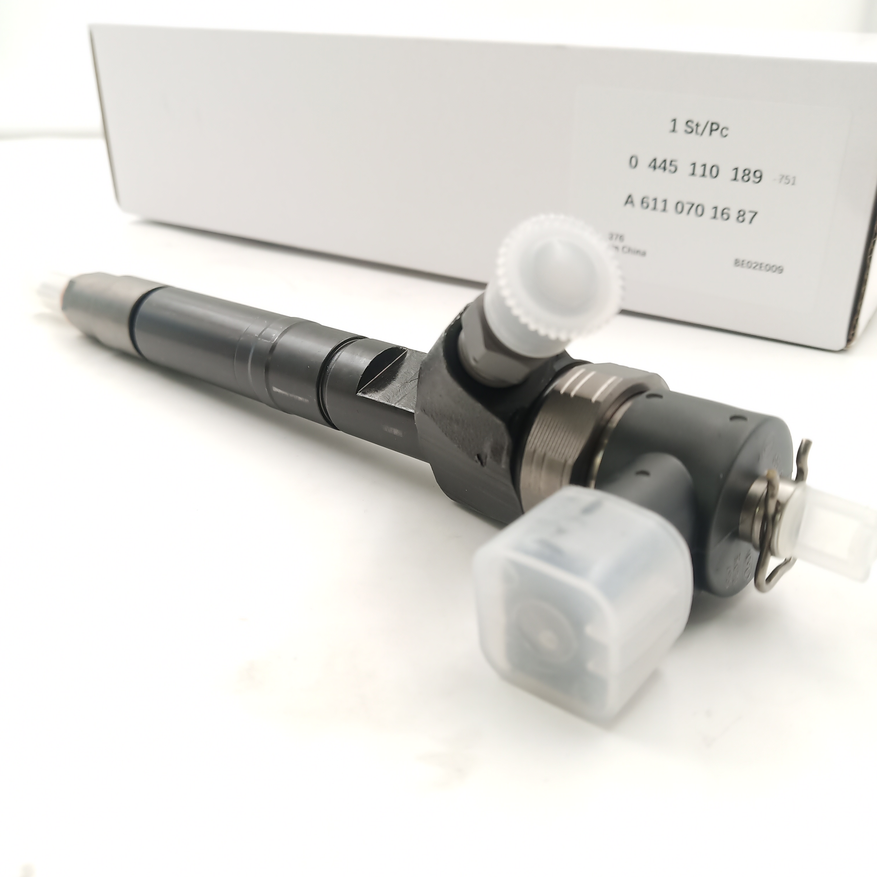 High Quality New Diesel Common Rail Fuel Injector 0445110189 Fuel Injection Nozzle 0445110190 For Mercedes Benz Sprinter
