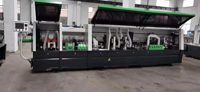 Machine de chantournage mini 8 fonctions pour le travail du bois, fraisage PUR, double refinition, arrondissement des coins, utilisée en usine de fabrication, CE ISO