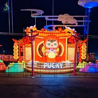 Lanterne de festival personnalisée en usine, étanche, co-marquée Pop Mart, en forme de poupée de dessin animé, pour spectacle de lumière sur le thème des parcs d'attractions de Noël