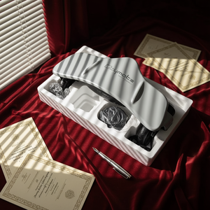 สกูตเตอร์น้ำแบบพกพา เงียบ ไร้เสียงรบกวน กันน้ำ ลอยน้ำได้ พร้อมใบพัดใต้น้ำ สำหรับอุปกรณ์ดำน้ำสำหรับครอบครัว และกิจกรรมทางน้ำ - Product Image 1