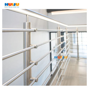 Balustrade <span class=keywords><strong>en</strong></span> fer pour balcon extérieur HJ design balustrade solide <span class=keywords><strong>en</strong></span> métal pour balcon avec main courante <span class=keywords><strong>en</strong></span> <span class=keywords><strong>bois</strong></span> - Product Image 3