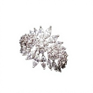 Anillo elegante con acabado plateado de la mejor calidad a la moda elegante para la función y la colección de ropa de boda para fiestas para mujeres y niñas para usar - Product Image 2