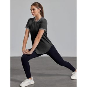 Womens Workout Top Short Sleeve Loose Fit Quick-drying Fabric Athletic Gym Clothes Summer T Shirt Solid Color - Product Image 4