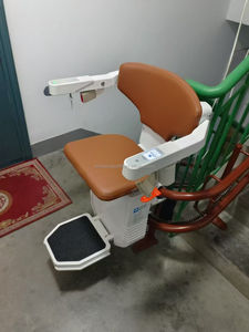 Elevador <span class=keywords><strong>de</strong></span> Escaleras Curvo Personalizado Directo <span class=keywords><strong>de</strong></span> Fábrica, Elevador Eléctrico Duradero <span class=keywords><strong>para</strong></span> Escaleras <span class=keywords><strong>de</strong></span> Casa o Villa, <span class=keywords><strong>Precio</strong></span> Bajo - Product Image 3