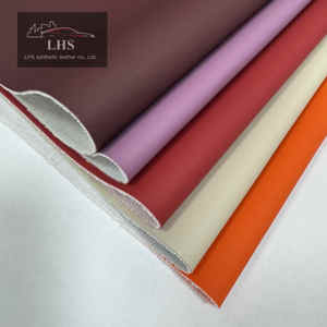 Vente en gros de cuir microfibre PVC de 1 mm d'épaisseur, décoratif pour sièges de <span class=keywords><strong>voiture</strong></span>, sacs, meubles, imperméable, résistant aux taches, résistant à l'abrasion - Product Image 3