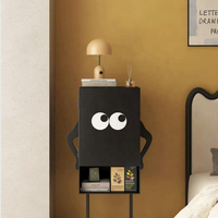 Lumière de luxe noir blanc près de mur canapé métal fer carré moderne décoration de la maison pièces de luxe décor à la maison en bois longues jambes armoire