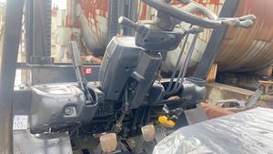 Montacargas Diésel Komatsu FD 50 de Alto Rendimiento, Montacargas Usado Original de Alta Calidad, Venta Caliente a Bajo Precio, Motor con Componentes Clave - Product Image 4