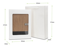 Beau cahier de style grain de bois avec banque d'alimentation 8000mAh et flash USB 32G cadeaux de bureau pratiques pour les entreprises