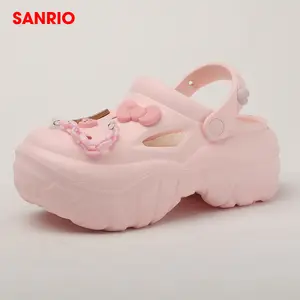 Hot Selling Summer Kuromi EVA Slippers for Female Lovely Kitty Cat Crocks Sandal Indoor Home Non-slip Girls' slippers