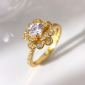 Anillo de compromiso vintage estilo palacio victoriano con flor, circonita central redonda, para mujer, regalo al por mayor - Product Image 2