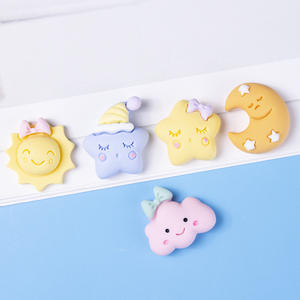 ครีมเรซินหลากสีสำหรับตกแต่งโทรศัพท์ทำจากเรซินน่ารักรูปดาวดวงอาทิตย์และดวงจันทร์สำหรับเป็นของขวัญรูปแบบ - Product Image 3