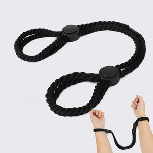Esposas ajustables de cuerda de algodón, juguetes de bondage y sujeción con hebillas prácticas para juegos eróticos. - Product Image 3