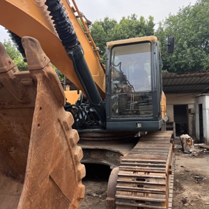 รถขุดไฮดรอลิกฮุนได R485LVS มือสอง ขนาด 48.5 ตัน สำหรับงานก่อสร้างหนัก ปั๊มไฮดรอลิกและเครื่องยนต์คัมมินส์ของแท้จากเกาหลี สภาพดีเยี่ยม - Product Image 3