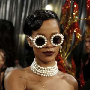 Gafas de Sol Redondas Pequeñas Vintage UV400, Gafas de Sol de Perlas para Mujer, Gran Venta 2020 - Product Image 2