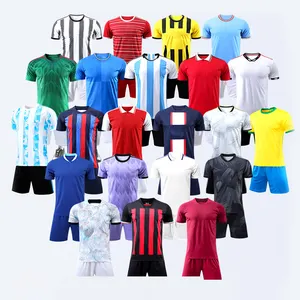 Uniforme de futebol personalizado, camisas retrô de futebol para equipes e clubes, camisas de futebol com logotipo bordado com desenho de sublimação por atacado