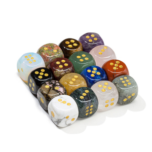 Pierre précieuse naturelle sculptée à la main Quartz cristal dés énergie pierre Six faces dés Mini poche pierre précieuse Figurine pour jeu de table - Product Image 4