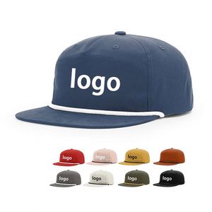 Gorra trucker Richardson 256 unisex de verano con parche tejido personalizado, sin estructura, de 5 paneles, con cierre snapback y cuerda. - Product Image 1