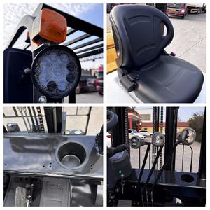 YangFT Serie C 3000KG CPCD30 3TONS Carretilla elevadora diésel Neumáticos sólidos con abrazadera de rollo de papel - Product Image 6