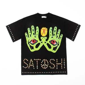 Camiseta de manga corta SATO de estilo urbano hip-hop, llamativa, con doble palma, vintage, desgastada y lavada, de marca de moda urbana. - Product Image 4