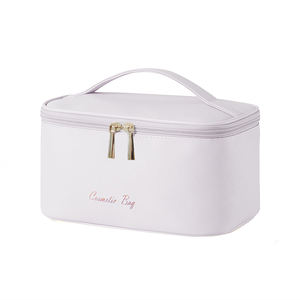 Moda su geçirmez büyük kapasiteli seyahat makyaj organizatör özel Logo PU kozmetik fermuarlı çanta kapatma - Product Image 3