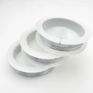 <span class=keywords><strong>Fil</strong></span> <span class=keywords><strong>de</strong></span> <span class=keywords><strong>fer</strong></span> galvanisé <span class=keywords><strong>pour</strong></span> l'artisanat et le bricolage, <span class=keywords><strong>fil</strong></span> artisanal recuit à chaud <span class=keywords><strong>pour</strong></span> la fabrication <span class=keywords><strong>de</strong></span> <span class=keywords><strong>bijoux</strong></span>, les arrangements floraux, la construction <span class=keywords><strong>de</strong></span> maquettes - Product Image 1