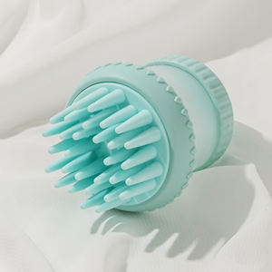 Brosse de bain en silicone pour animaux à poils longs - Massage doux, démêlant, écologique, utilisation en salle de bain - Product Image 4