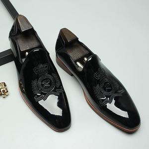 Nouvelles Chaussures Décontractées Habillées pour Hommes en Cuir Véritable Respirantes et Confortables à Lacets – Style Tendance et Polyvalent Intemporel - Product Image 3