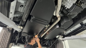 Tanque de Gasolina Extendido de 100L para <span class=keywords><strong>Wrangler</strong></span> 4xe Híbrido, Kit de Instalación OEM con Sifón de Al-Mg, Placa Lateral de 3mm, Overland 4x4, Silent Trail Expedition - Product Image 6