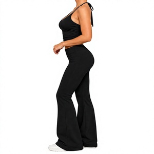 Ensemble extensible noir 2 pièces pour femmes, haut court à bretelles, leggings évasés, tenue décontractée, ensembles stretch skinny pour femmes - Product Image 1