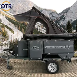 Kunden spezifische 4 Personen Pop Top Off Road Camping Wohnwagen mit verstellbarer großer Markise
