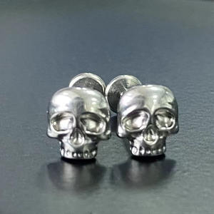 2025 Europese Mode Halloween Kraakbeen Oorbellen Punk Sieraden Titanium Legering Piercing Voor Mannen En Vrouwen Bruiloft - Product Image 1