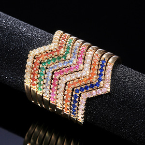 Anello Cocktail Geometrico F499 con Micro Pavé di Zirconia Cubica Creata in Laboratorio, Anelli Unisex alla Moda per Feste - Product Image 1