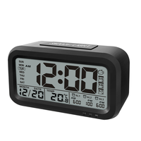 Grand réveil numérique à écran LCD de conception industrielle, technologie de capteur de faible luminosité LUMINOVA, veilleuse personnalisable pour bureau