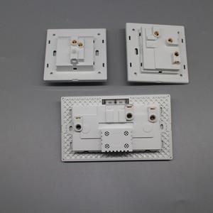 מחיר הטוב ביותר יוקרתי לוח זכוכית הוביל מחוון לחצן קיר מתג אור 4 כנופיה <span class=keywords><strong>2</strong></span> דרך הפרעה חשמלית - Product Image 3