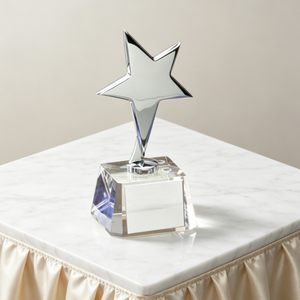Venta Directa de Fábrica de Trofeos de Cristal para Niños con Diseño de <span class=keywords><strong>Estrella</strong></span> de Cinco Puntas y Artesanía en Cristal, Perfectos para Baile - Product Image 1