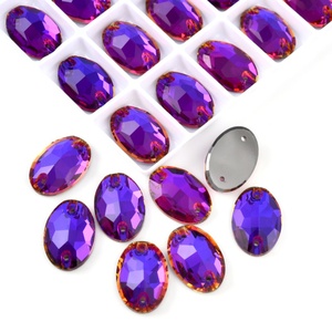 OLeeya Vente en gros de pierres à coudre en verre biseauté 5A, grandes cristaux à dos plat, strass à coudre pour bijoux haut de gamme - Product Image 2