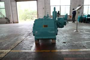 משאבת בוץ CITC BW 950/10 מנוע הידראולי טריפלקס עם אחריות נוספת של 5 שנים, ממקור חונאן, עבור מכונת קידוח ללא תעלות של <span class=keywords><strong>XCMG</strong></span> - Product Image 3