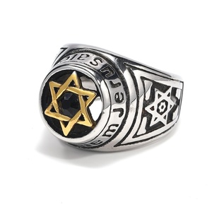 빈티지 스테인레스 스틸 골드 도금 클래식 ZIRCON 약혼 결혼 선물 남성용 육각형 편지 반지 - Product Image 3