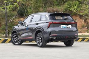 Autos Usados Changan CS75 PLUS <span class=keywords><strong>2022</strong></span> 1.5T SUV Automático Asientos <span class=keywords><strong>de</strong></span> Cuero Premium Neumáticos R18 Techo Panorámico 5 Puertas 5 Asientos - Product Image 5