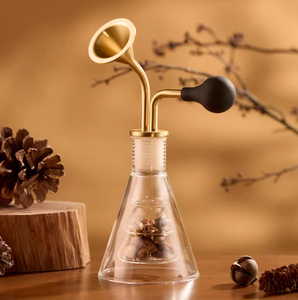 Nuovo Modello Copper 2.0 - Diffusore di Aromi in Ottone di Alta Qualità da 80ml per Spa, Club, Salone di Bellezza - Dispositivo Personalizzato per Profumi, Caffè e Tè - Product Image 1