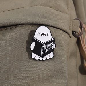 Broche de fantasma de dibujos animados de Halloween, insignia divertida de Boo, mochila de Metal, accesorios, regalo para amigos - Product Image 3