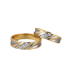 Bague de fiançailles et de mariage personnalisée en or jaune 18 carats plaqué argent avec diamant de laboratoire IGI 7 carats taille brillant, style bohème à 4 griffes, unisexe - Product Image 1